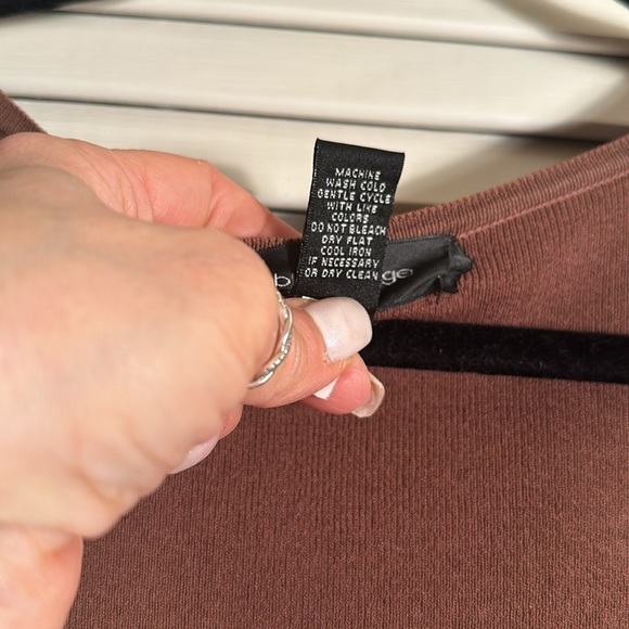 Color Block Sweater with Button Detail Sz L - Picture 6 of 6